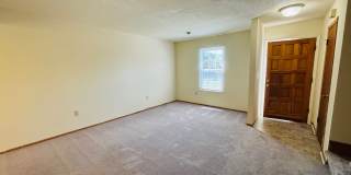 2 Bedroom, 1.5 Townhouse Gallery 4