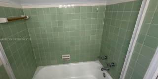 311 SW 11th Ct Gallery 21