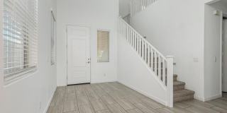 9208 W SELLS Drive Gallery 3