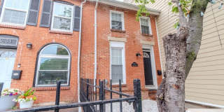 1632 Light St Gallery 22