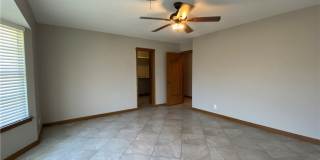 536 W Yoakum Avenue Gallery 17
