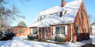 705 E 9th Street Gallery 1