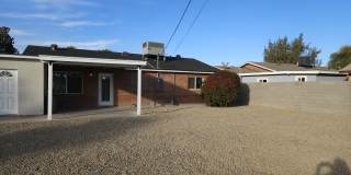 2203 E Devonshire Ave Gallery 30