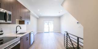 2147 N FRANKLIN Street Gallery 5