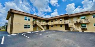 5771 SW 36th Ct Gallery 1