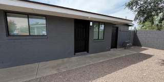 2 Bed 1 Bath Remodeled Unit in North Phoenix Gallery 1
