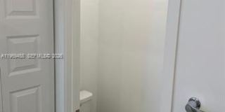 10445 NW 81st Ter th 10045 DORAL, FL 33178 Gallery 12