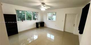 1715 NW 180th Ter Gallery 26