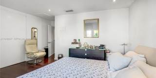 10090 Bay Harbor Ter Gallery 34