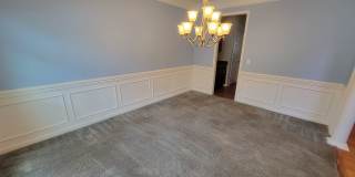 4 Bed, 3.5 Townhome in Five Forks is Available! Gallery 3