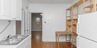 2849 W Berteau Ave Gallery 6