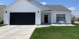 Sleek, Modern 3 Bedroom! Gallery 1