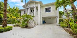1076 NE Little River Dr Gallery 1