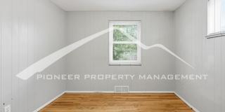 Spacious Home with Washer/Dryer and Fenced Yard Gallery 10