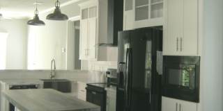 374 Windsor Drive Gallery 3