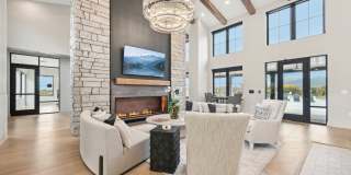 The Garrison Gallery 24