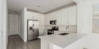 9208 W SELLS Drive Gallery 11