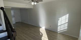 250 Nixon Rd Gallery 1