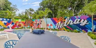 322 NW 4th Avenue Gallery 33