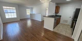 ANNUAL RENTAL - VANDERBILT PLACE AT CAMDEN COVE-3 BED/2 BATH Gallery 1
