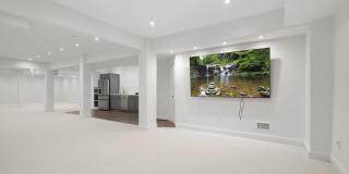 1404 WYNHURST Lane Gallery 10