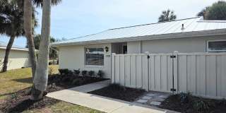 Available 10/1/2026 Beautiful 2-bedroom, 2-bath waterfront villa Gallery 1