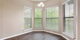 Waters Edge Apartment Homes Gallery 39