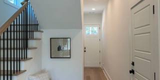 Awesome New Construction 5BR House Close to Campus Gallery 21