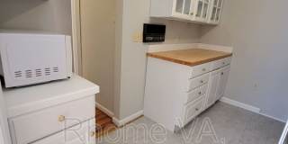 3749 Kanawha St NW Gallery 28