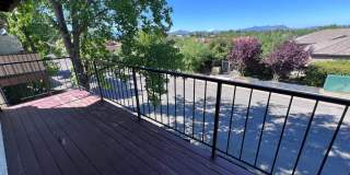Charming 2-bedroom, 1.5-bathroom Gallery 3