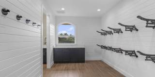 4985 Stables Way Gallery 45