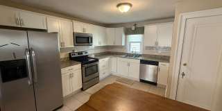 Beautiful 3 Bed, 2 Bath Single Family Colonial for Rent in New Britain! Gallery 3