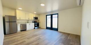 1319 Cacique Street - A Gallery 7