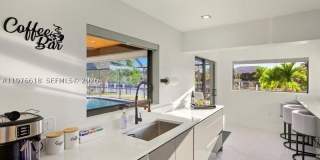 103 Tropicana Dr Gallery 11