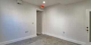 515 11TH Street SE Gallery 15