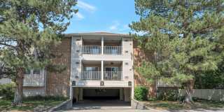 Great Location - Leafy Sandy Condo Gallery 1