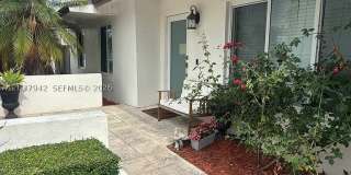 12500 SW 104th Ter Gallery 1