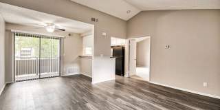 Oak Tree Court Gallery 10