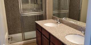 Clean 2 Bedroom 2 Bath Henderson Condo Gallery 18