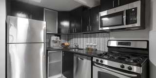 1329-39 LOMBARD Street Gallery 2