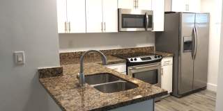 1529 Arthur Street Gallery 1