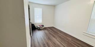 2127 N 71st Avenue (4 Bed/2 Bath) Gallery 24