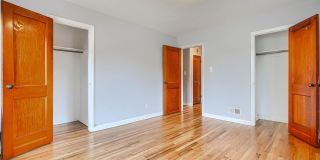 7114 GREENWOOD Avenue Gallery 16