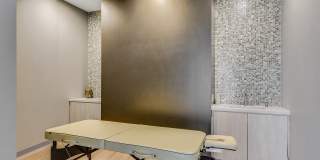 Moment Gallery 30