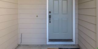 Updated Interior ! Spacious 2 Bedroom 2.5 Bath Town home close to Intel and Nike Gallery 4