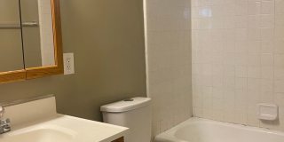 2640 W 3800 S (Valley Fair 16 Plex) Gallery 50