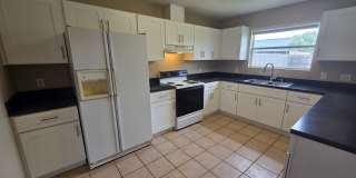 Cozy 3Bed/2Ba Home, Centrally Located w/Access to Shopping, Dining & Tyndall AFB! *SPECIAL: 1/2 OFF 1st Month's Rent!* + *Military Incentive!* Gallery 8