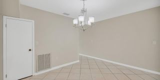 632 KENSINGTON LAKE CIR Gallery 12