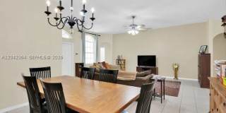 2405 SE 5th Ct Gallery 14