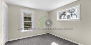 3 Bedroom Eastown Home! AVAILABLE NOW! Gallery 17